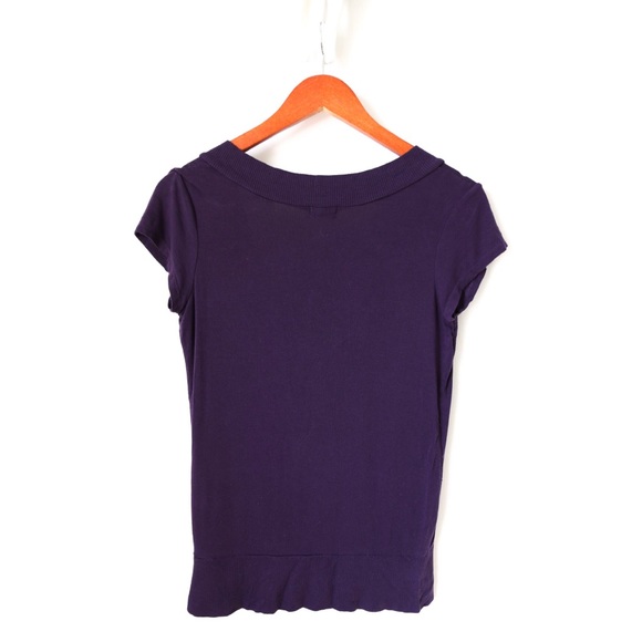 Aritzia Talula Plum Purple V-Neck T-shirt - Picture 2 of 7